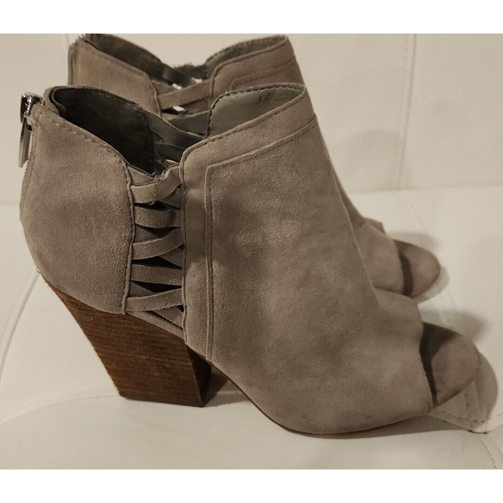Vince Camuto Peep Toe Suede Cutout Booties Wedge Heel Zipper Boot‎ Gray Size 7.5 - Picture 4 of 9